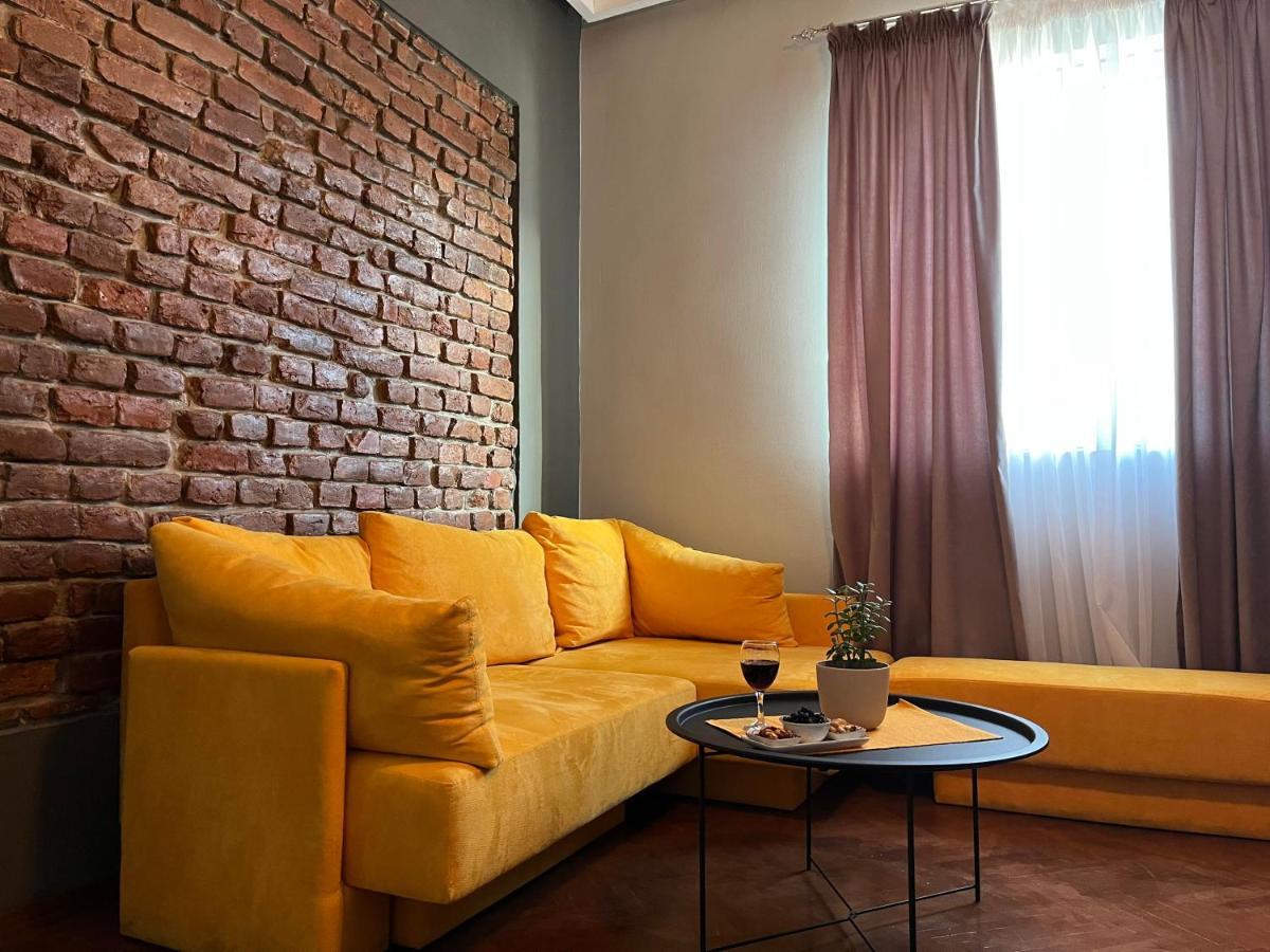 Gramophone Apartments Битола Экстерьер фото